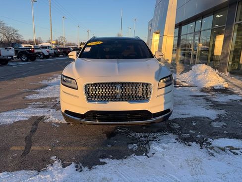 Used 2022 Lincoln Nautilus Reserve image 29