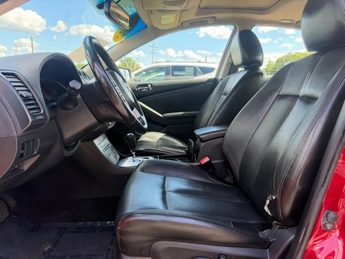 Used 2009 Nissan Altima 2.5 SL w/ Technology Pkg FWD image 10