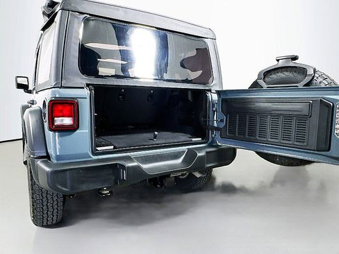 Used 2025 Jeep Wrangler Unlimited Sport AWD/4WD image 26