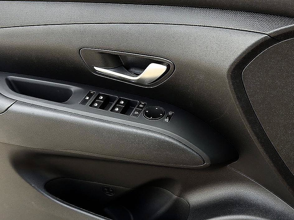 New 2026 Hyundai Tucson SEL Plus FWD image 14