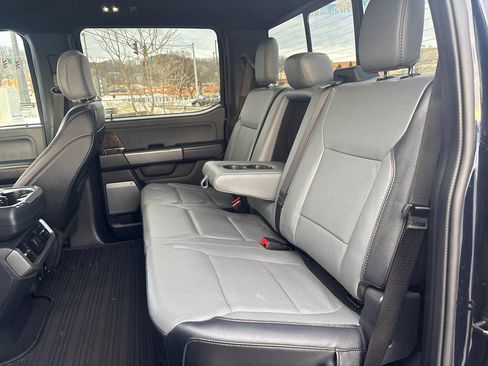 Used 2023 Ford F150 Lightning Lariat image 25