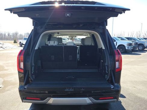 Certified 2025 Ford Expedition Platinum w/ Driver's Package image 10