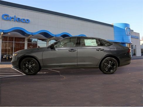 New 2025 Honda Accord SE image 2