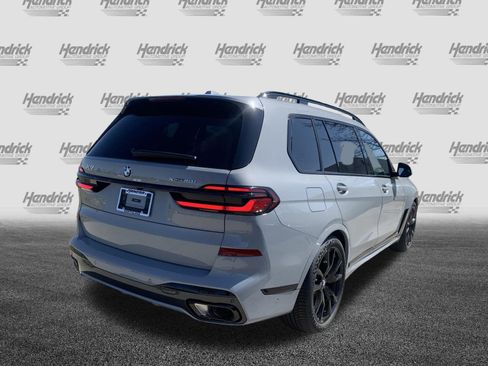 Certified 2025 BMW X7 xDrive40i w/ M Sport Package AWD/4WD image 9