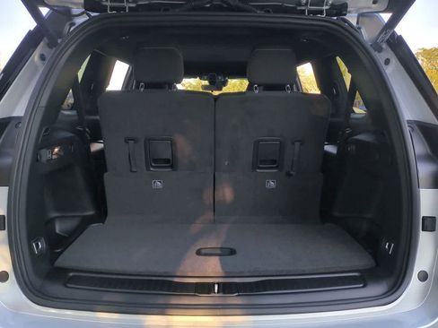 New 2025 Jeep Grand Cherokee L Laredo w/ Luxury Tech Group I image 33