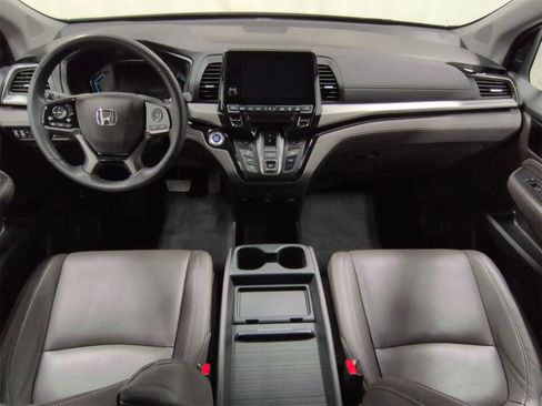 Used 2023 Honda Odyssey Touring image 16
