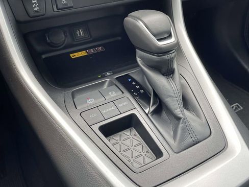 Used 2025 Toyota RAV4 XLE Premium w/ Weather Package FWD image 21
