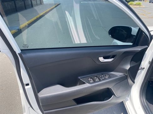 Used 2023 Kia Rio LX FWD image 9