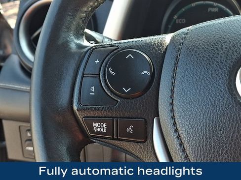 Used 2017 Toyota RAV4 XLE AWD/4WD image 7