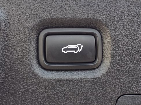 Used 2023 Hyundai Santa Fe SEL image 28