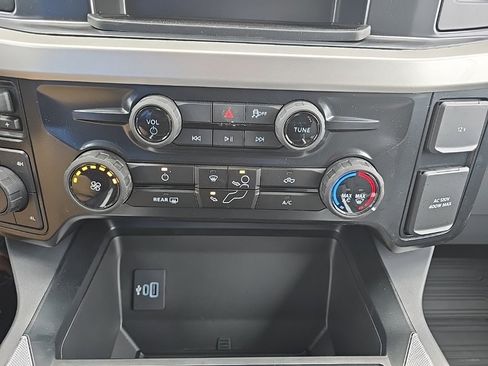 Used 2025 Ford F350 XLT image 18