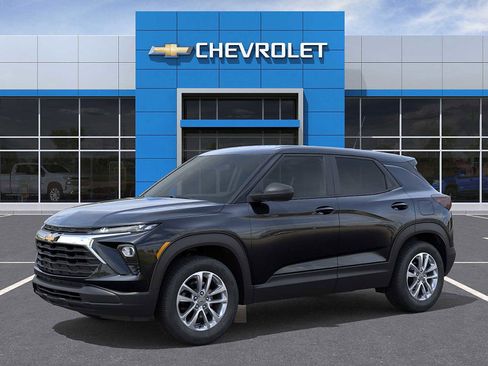 New 2026 Chevrolet TrailBlazer LS image 2