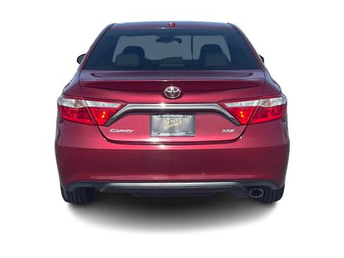 Used 2017 Toyota Camry XSE image 5