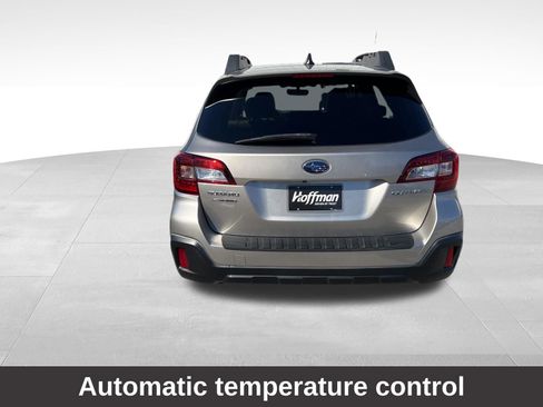 Used 2019 Subaru Outback 2.5i Premium AWD/4WD image 8