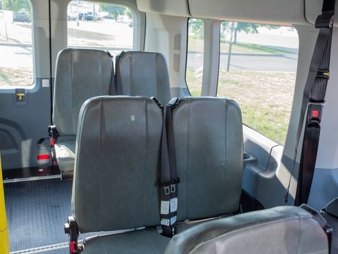 Used 2017 Ford Transit 350 XL RWD image 30