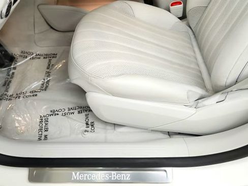 Used 2023 Mercedes-Benz EQS 450+ Sedan image 52