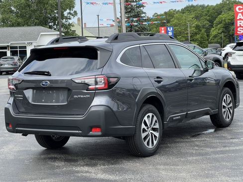 Used 2023 Subaru Outback Premium AWD/4WD image 39