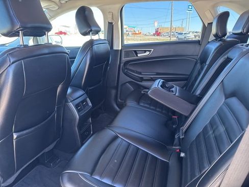 Used 2022 Ford Edge SEL image 19