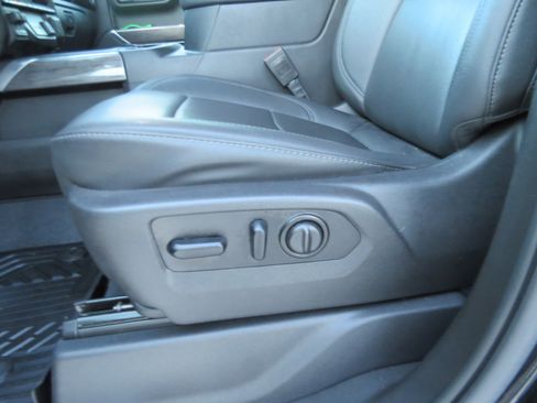 Certified 2021 Chevrolet Silverado 1500 LTZ image 19