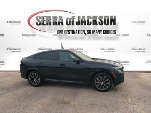 Used 2025 BMW X6 xDrive40i AWD/4WD image 10