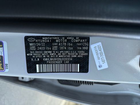 Used 2022 Hyundai Elantra N image 23