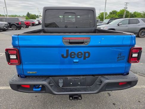 Used 2021 Jeep Gladiator Sport AWD/4WD image 16