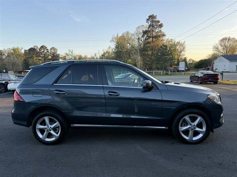 Used 2016 Mercedes-Benz GLE 350 4MATIC w/ Premium Package image 9
