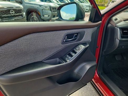 Certified 2023 Nissan Rogue S FWD image 22