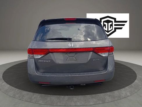 Used 2015 Honda Odyssey Touring Elite image 5