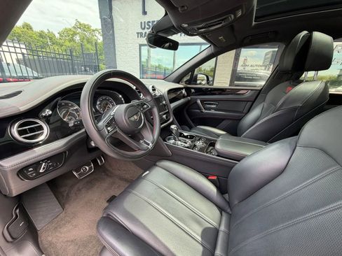 Used 2020 Bentley Bentayga AWD/4WD image 51