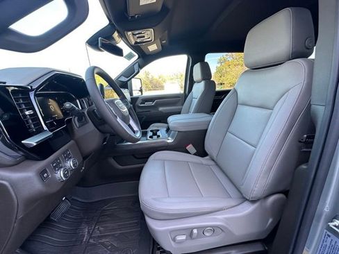New 2026 GMC Sierra 2500 SLT image 16