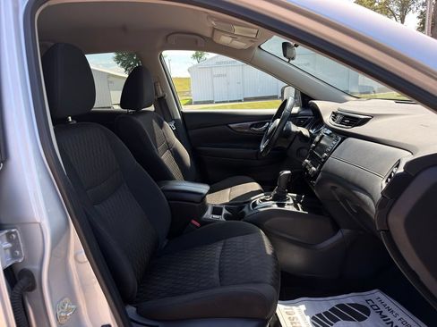 Used 2020 Nissan Rogue SV AWD/4WD image 20