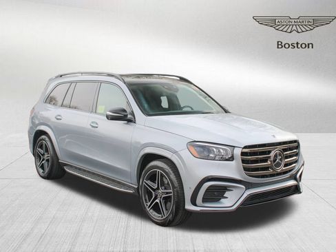 Used 2025 Mercedes-Benz GLS 450 4MATIC image 1