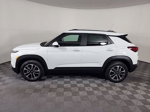 New 2026 Chevrolet TrailBlazer LT w/ Convenience Package image 6