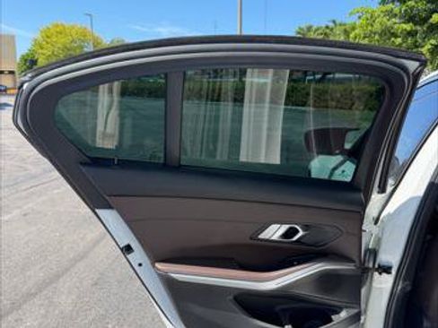 Used 2019 BMW 330i Sedan RWD image 19