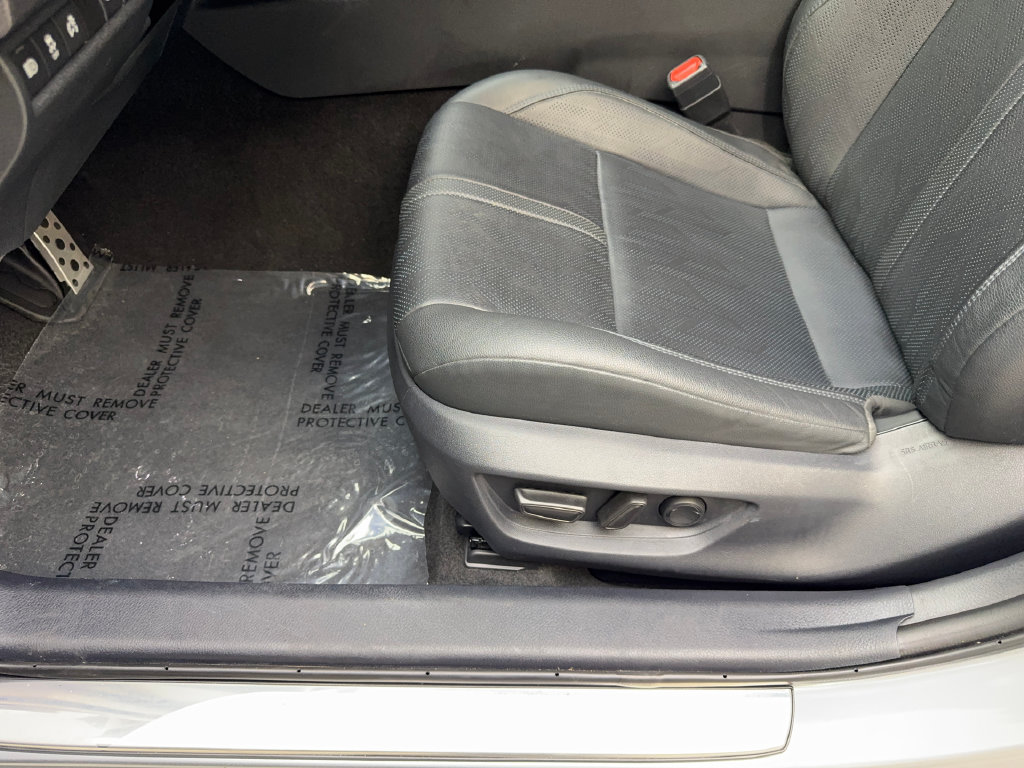 Used 2025 Toyota Camry XSE w/ Premium Package FWD image 28
