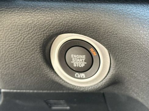 New 2026 Chrysler Pacifica Select w/ S Appearance Package FWD image 27