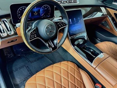 Used 2024 Mercedes-Benz S 580 4MATIC Sedan image 9