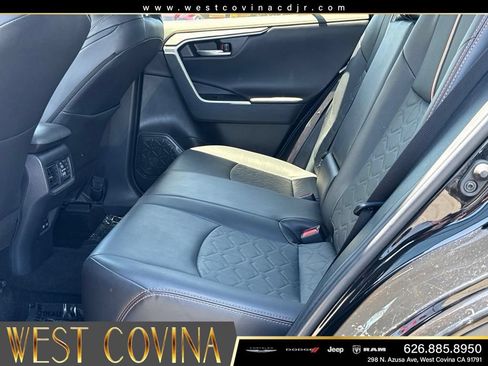 Used 2024 Toyota RAV4 Adventure AWD/4WD image 33