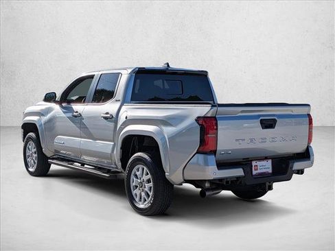 Certified 2024 Toyota Tacoma SR5 w/ SR5 Upgrade Package AWD/4WD image 7