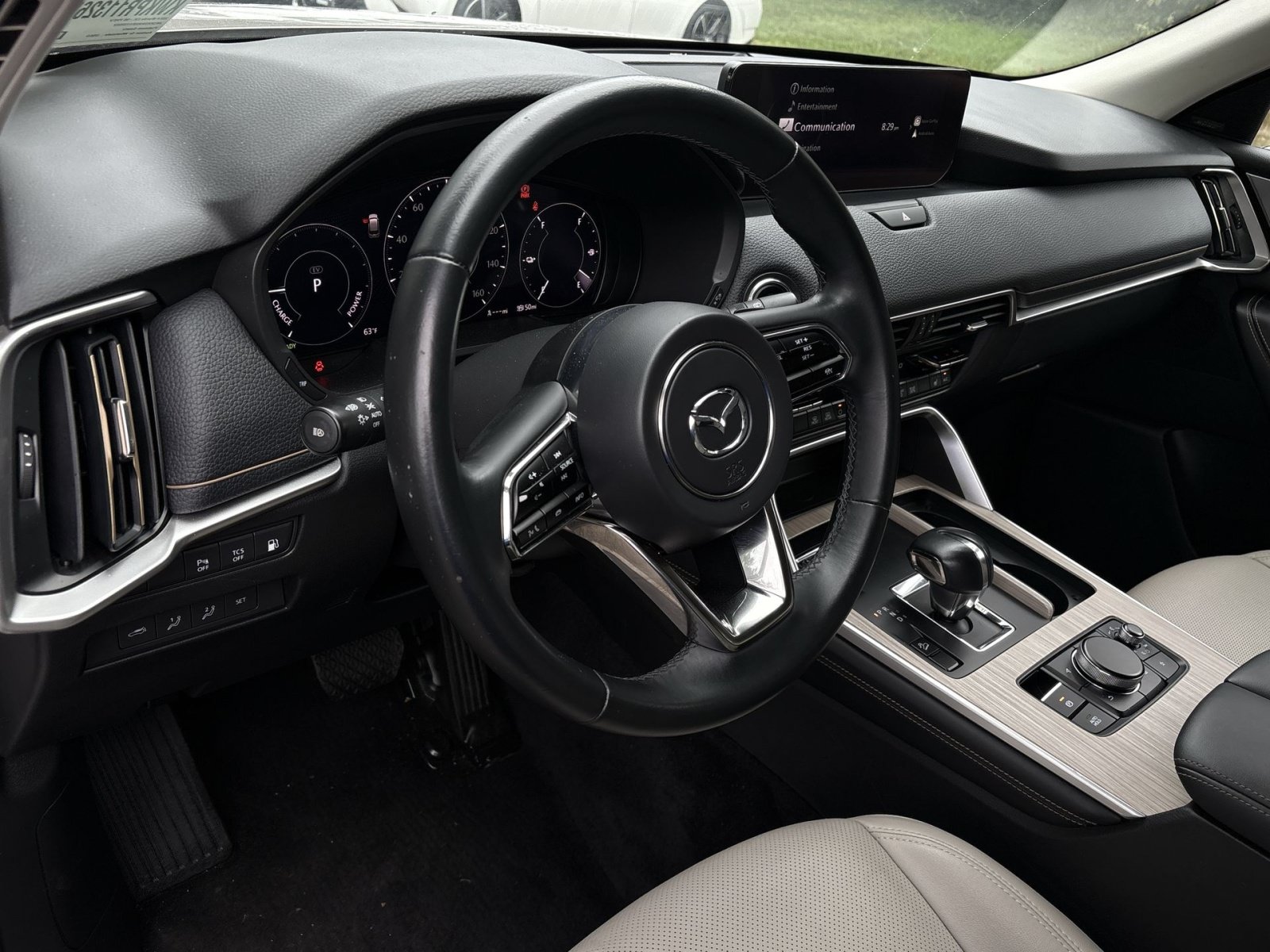 Used 2024 MAZDA CX-90 Plug-In Hybrid w/ Premium Pkg AWD/4WD image 18