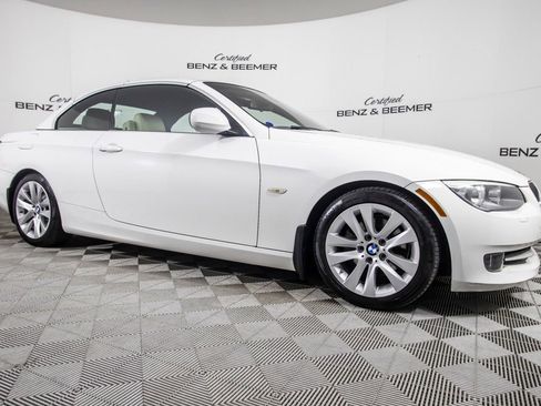 Used 2012 BMW 328i Convertible image 10