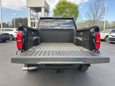 New 2026 Toyota Tacoma SR5 AWD/4WD image 8