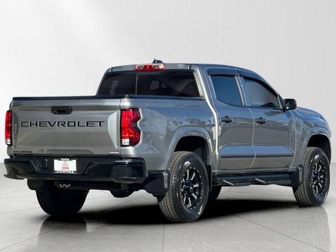 Used 2025 Chevrolet Colorado W/T image 3
