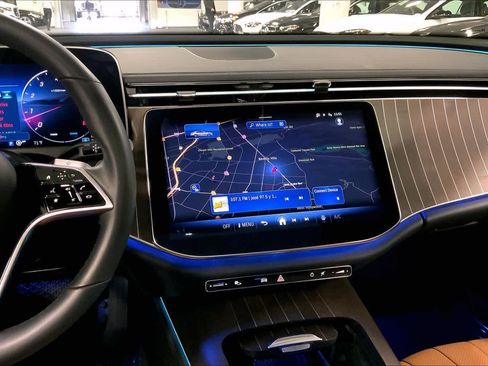 Used 2025 Mercedes-Benz E 350 E 350 image 7