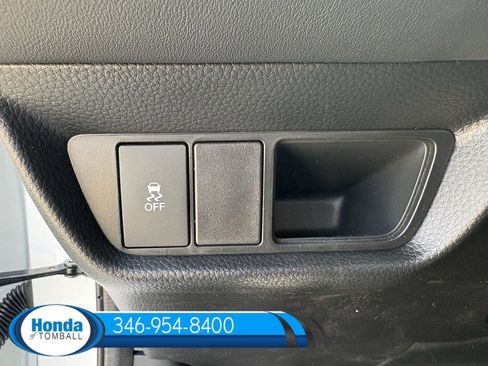 New 2026 Honda HR-V LX image 9