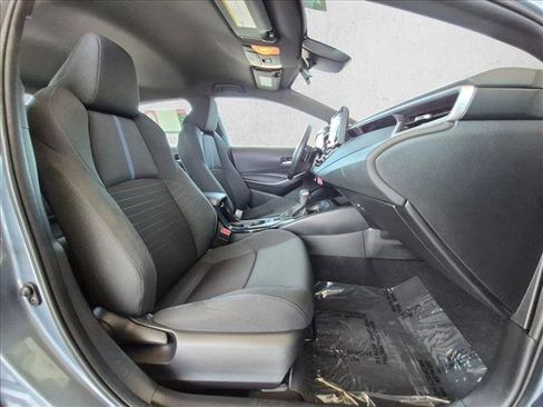 Used 2022 Toyota Corolla SE FWD image 19