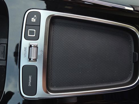 Certified 2026 Mercedes-Benz GLB 250 image 32