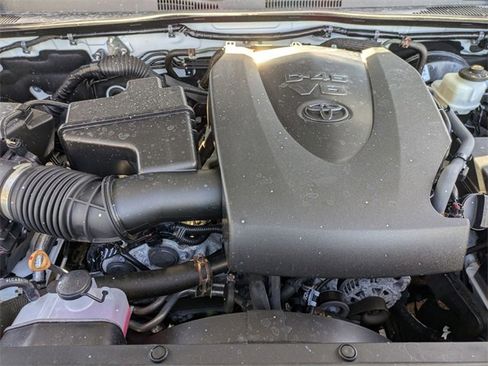 Used 2019 Toyota Tacoma SR5 image 27