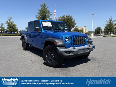 Used 2021 Jeep Gladiator Sport AWD/4WD image 1
